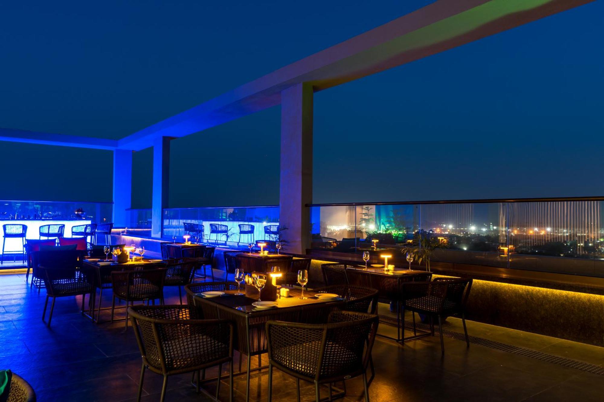 Holiday Inn Lucknow Airport By Ihg Kültér fotó