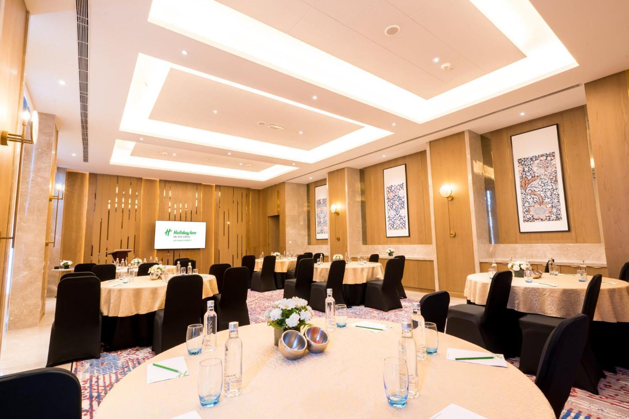 Holiday Inn Lucknow Airport By Ihg Kültér fotó