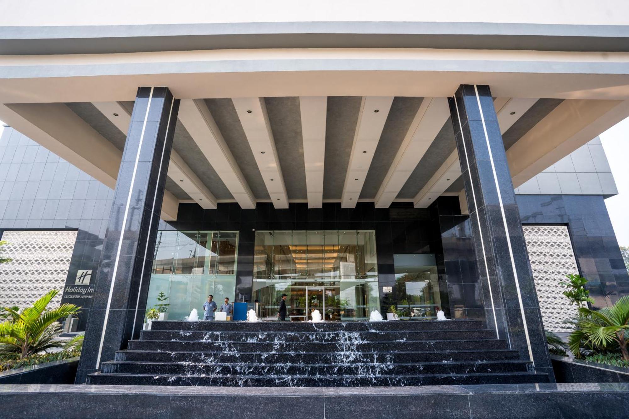 Holiday Inn Lucknow Airport By Ihg Kültér fotó
